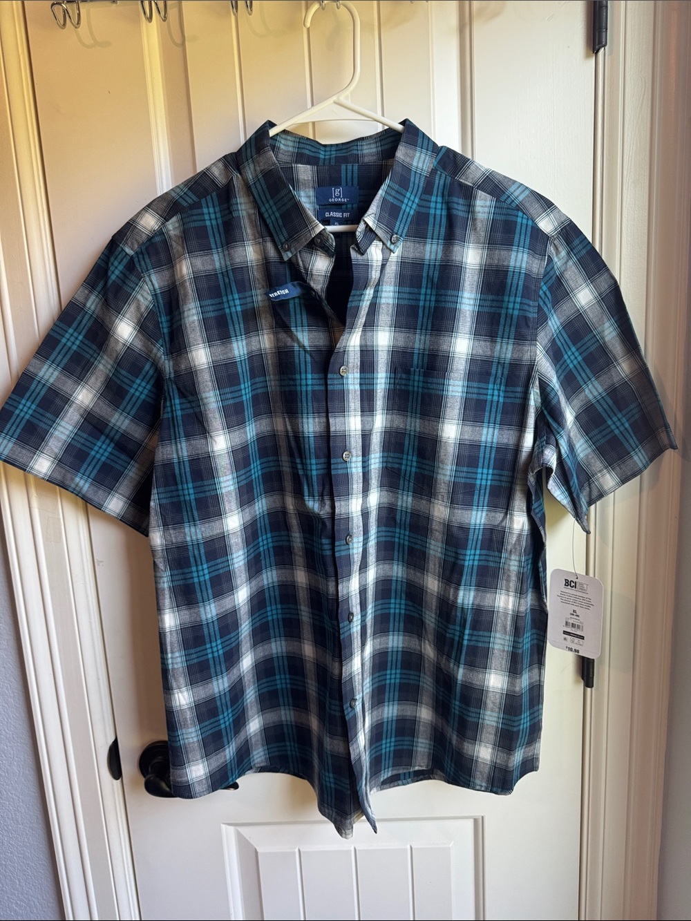 Short sleeve casual button down